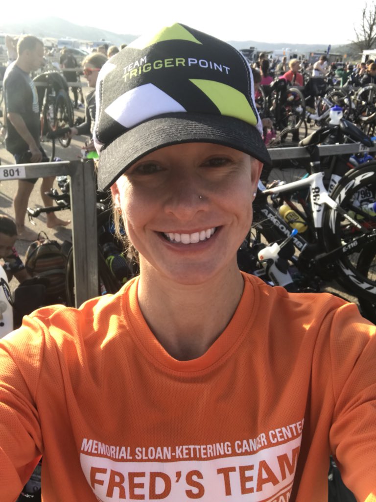 DenverMusicExmr's tweet photo. Pre-race selfie 🤳 reppin’ #teamtriggerpoint and @FredsTeam in transition before the long course at the wonderful #wildflower https://t.co/4foXPYJmws