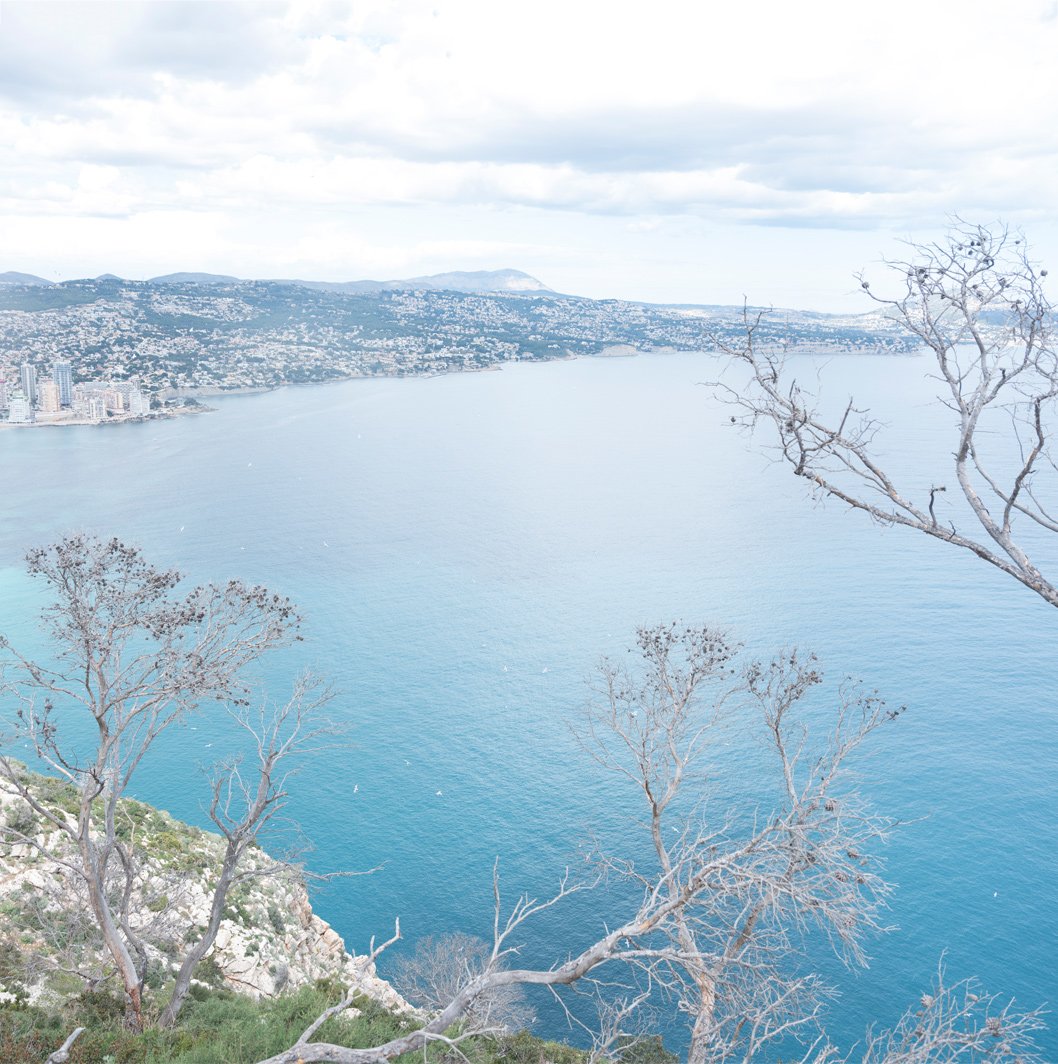 Andre_Assous's tweet photo. Picturesque turquoise off the Spanish coast 📷 #andreassous #stepintoandre #madeinspain #oceanviews #sandalfashion https://t.co/tVTQXLzCbf