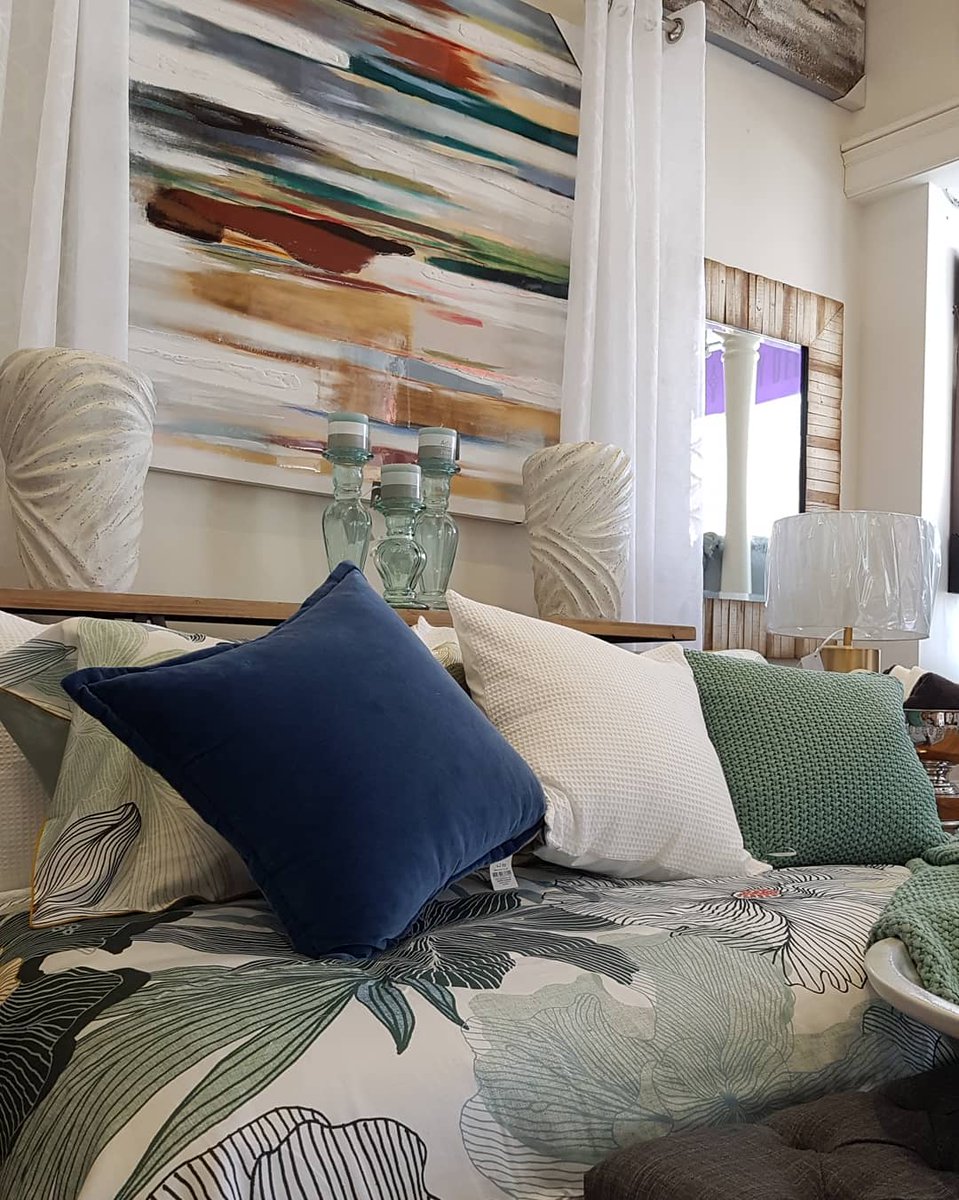 DecorDesignOS's tweet image. We all need these colour this season 💙💚
. .
Pillows, duevt, curtains and the art work are all available at Decor Design studio.