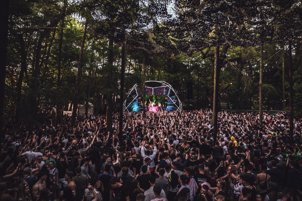 ForbidenForest's tweet photo. End festival season with us📆 https://t.co/9j1wywFtAN