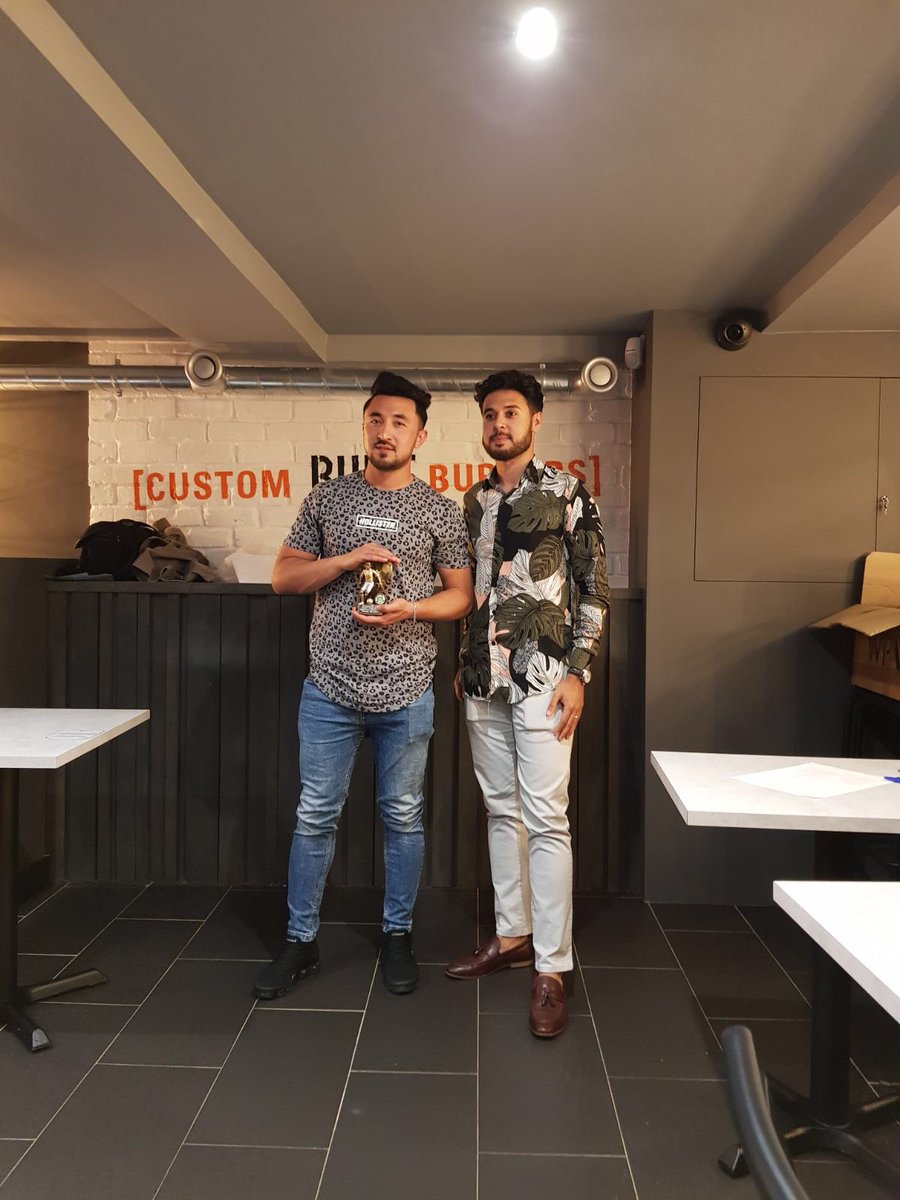 KitroomFC's tweet image. The adults awards wrapped up the night with Mark Makeri scooping 3 awards, @tommmmmmmc, @Superjcummins, James Blake, James Henry and @MadadiJamshid completing it! @EleLeague @EssexCountyFA @EssexAllianceFL @builtburgers1