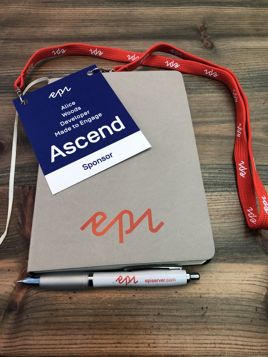 Alice_Woods's tweet photo. Well #AscendLondon2018 it’s been a (pun intended) flying visit, but now it’s time to head back to Belfast.. 😴 but not before a cheeky airport cocktail 🍸 https://t.co/AhE00zLiXN
