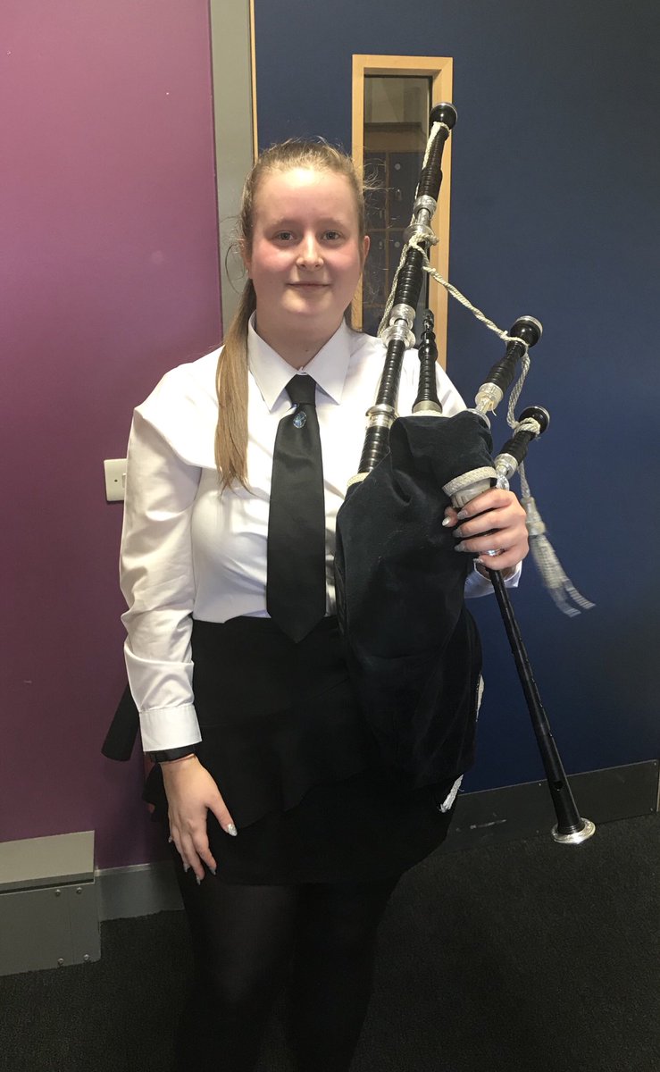 A big well done to S6 pupil Evonne Jeffrey who sat her Advanced Higher music exam on bagpipes  today 🎶👌🏼....what a workout!!! 
And a special thank you too for all the times you’ve played for us <a href="/stbenedictsren/">St Benedict's High School</a> 
#musicfamily ❤️