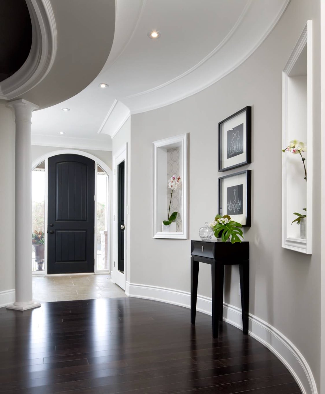 ديكور اليوم On Twitter لون جدا مميز مع اطارات ديكورية باللون الابيض