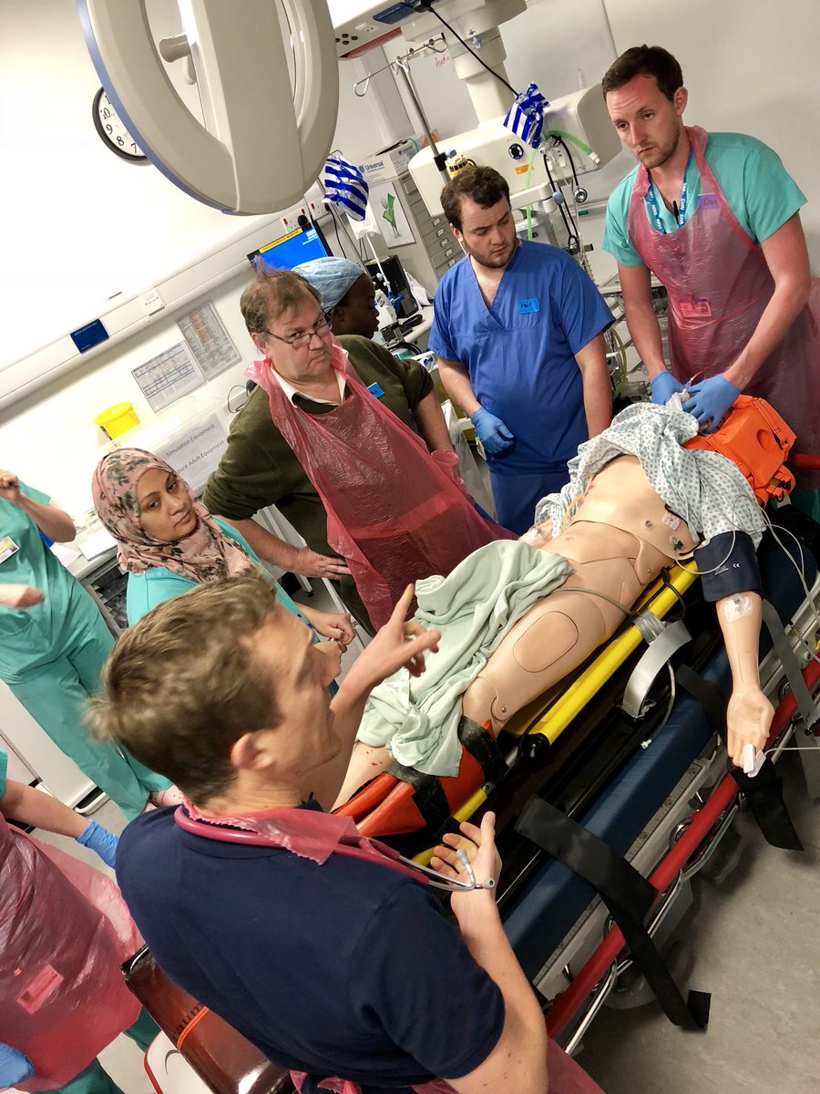 Airedale_ED's tweet photo. Superb MDT Major Trauma #Sim this afternoon. So much learning ๐๐ป#TraumaTeam #HandsOffHandover #MajorHaemorrhagePathway #RSIchecklist #Sort&Send #TimeCriticalTransfer #Leadership #Followership #Teamwork #ComplexDecisions @AiredaleNHSFT @WYorksMTN https://t.co/eOgn9xrlLA