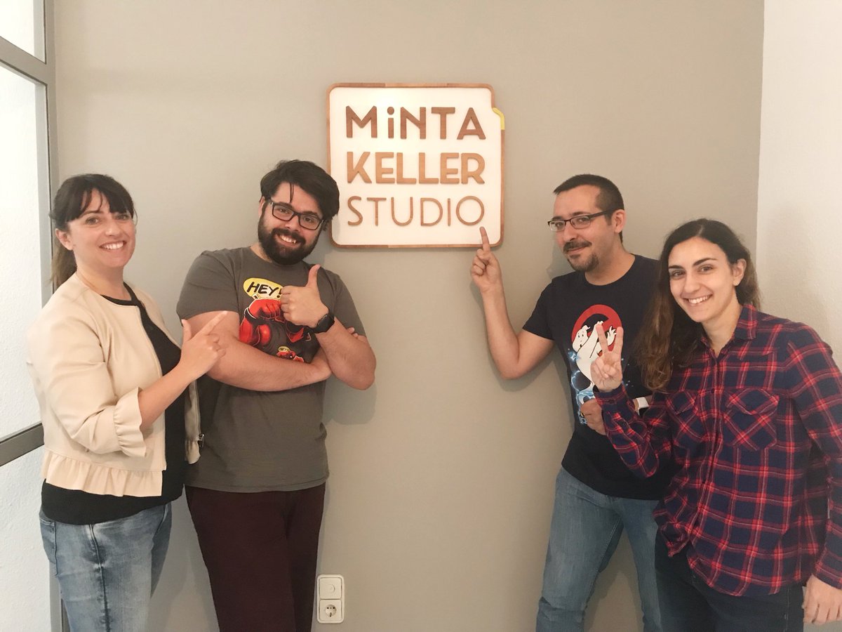 HolaMinta's tweet photo. Gracias chicos por vuestra simpatía y por vuestras grandes ideas. @maubic #proyectos #risas #nosgustanuestrotrabajo #mintakeller #designers #zaragoza https://t.co/DbrL54mb9q
