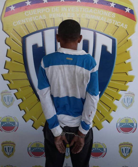 NoticiasFalcon's tweet photo. ➡ @cmarinpietri: "Violador en serie" fue finalmente capturado por la Brigada de Violencia de Género del Cicpc-Punto Fijo en la c/Ecuador del s/Centro #Carirubana. 
Cuatro casos consumados y uno frustrado ha sido el historial conocido. https://t.co/tv36ELqUTO