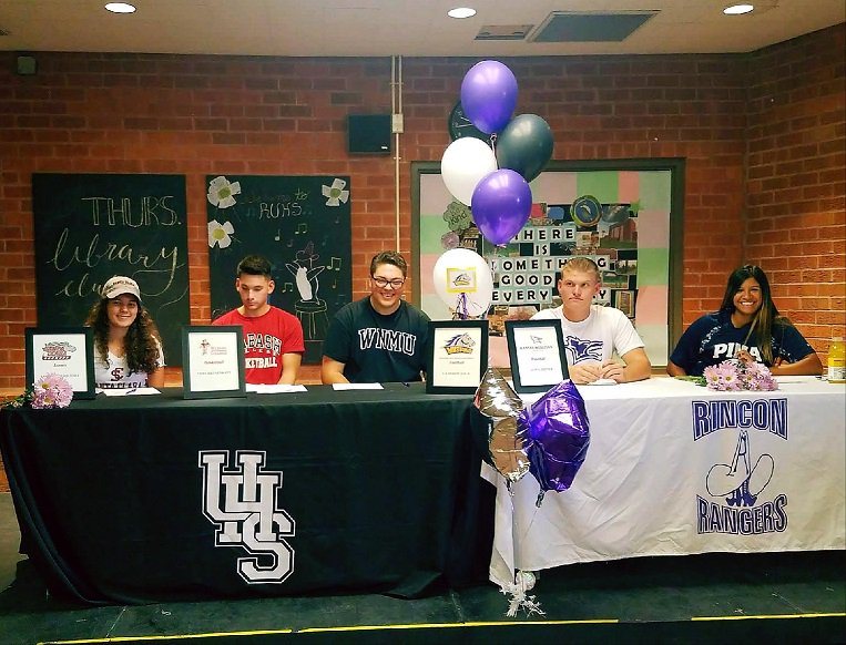 RUrangers's tweet photo. Five more RUHS athletes commit to play at the next Level:
Melissa Mange – Softball – Pima CC
Lindsey Pesqueira – Tennis – Santa Clara
Cameron Vega – Football – Western New Mexico
Aaron Gardner – Baseball – Kansas Wesleyan
Tony Bruenkant – Basketball – Wabash College https://t.co/dS3Gy7rIhb