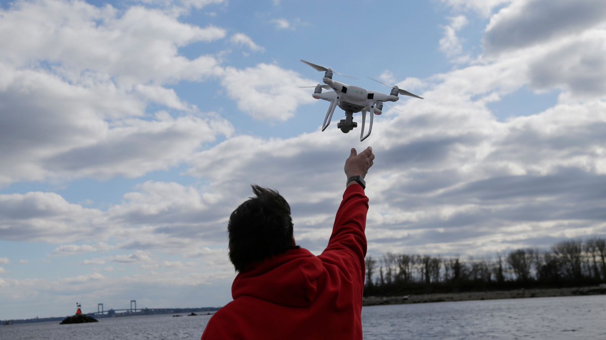 UAFGI's tweet photo. "There’s a small chance that quite soon, you might actually, finally, be able to get something delivered in the US by an autonomous drone." @FAANews and @USDOT announced @uafairbanks as 1/10 participants in a new #drone program. w/@qz ND @mcwm
-
https://t.co/VQDd4T8O2h https://t.co/LavbigYrbx