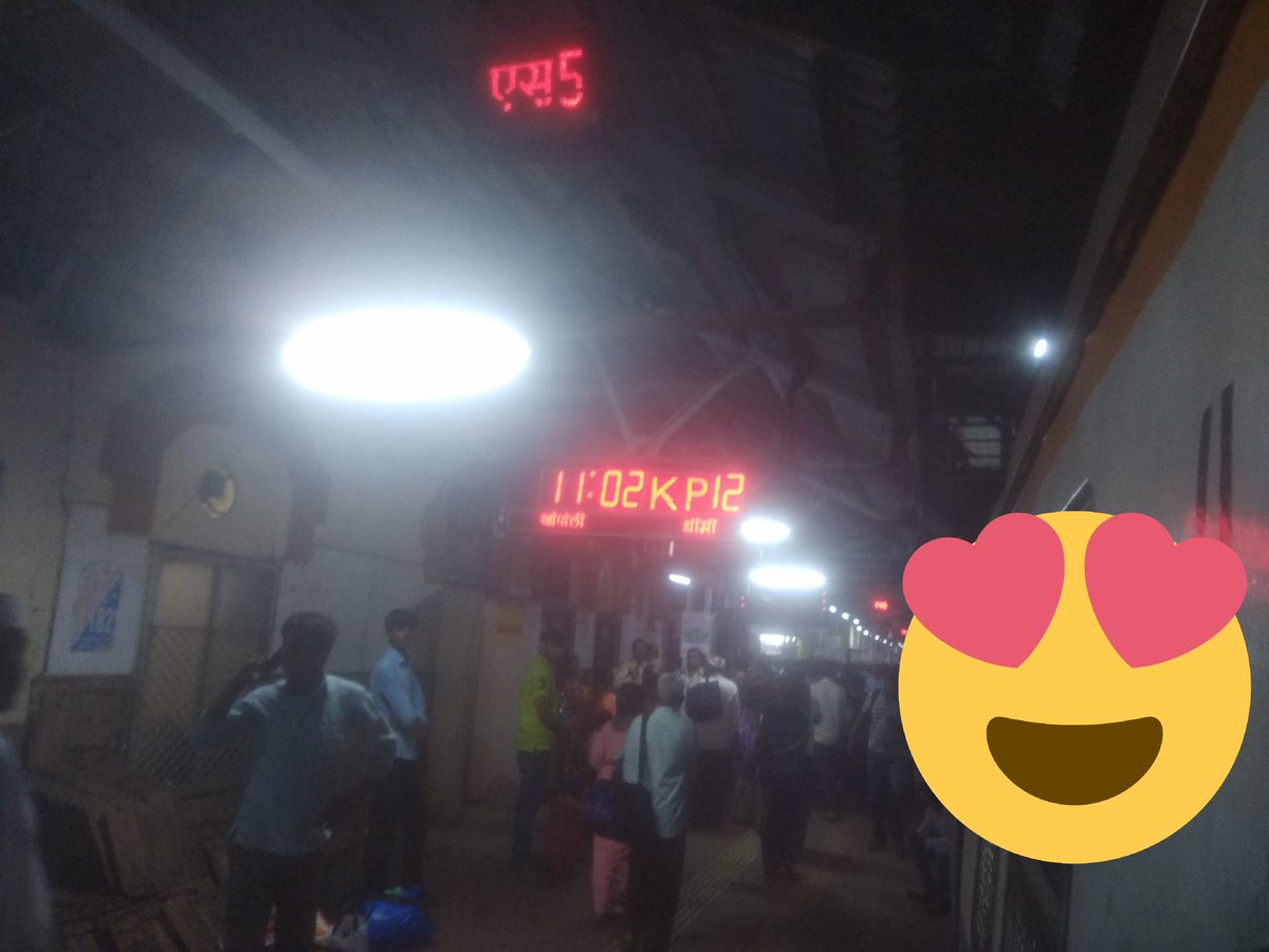 asktogrow's tweet photo. Bravo @CRailwayMumbai Finally Khopoli train Reached on time at Kalyan Station.. 😱😱😱 Guys appreciate it. https://t.co/xn7A7kZJ51