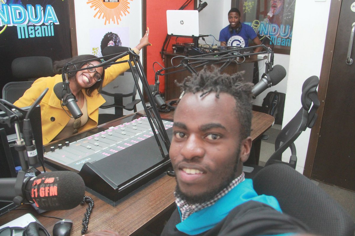 kerrykagiri's tweet photo. The #TurntReggaeThursday bomber is @ItsKilosh too cool not to hang out with this dude on air cc @DanThaDeejay https://t.co/W0RPfsTO9D