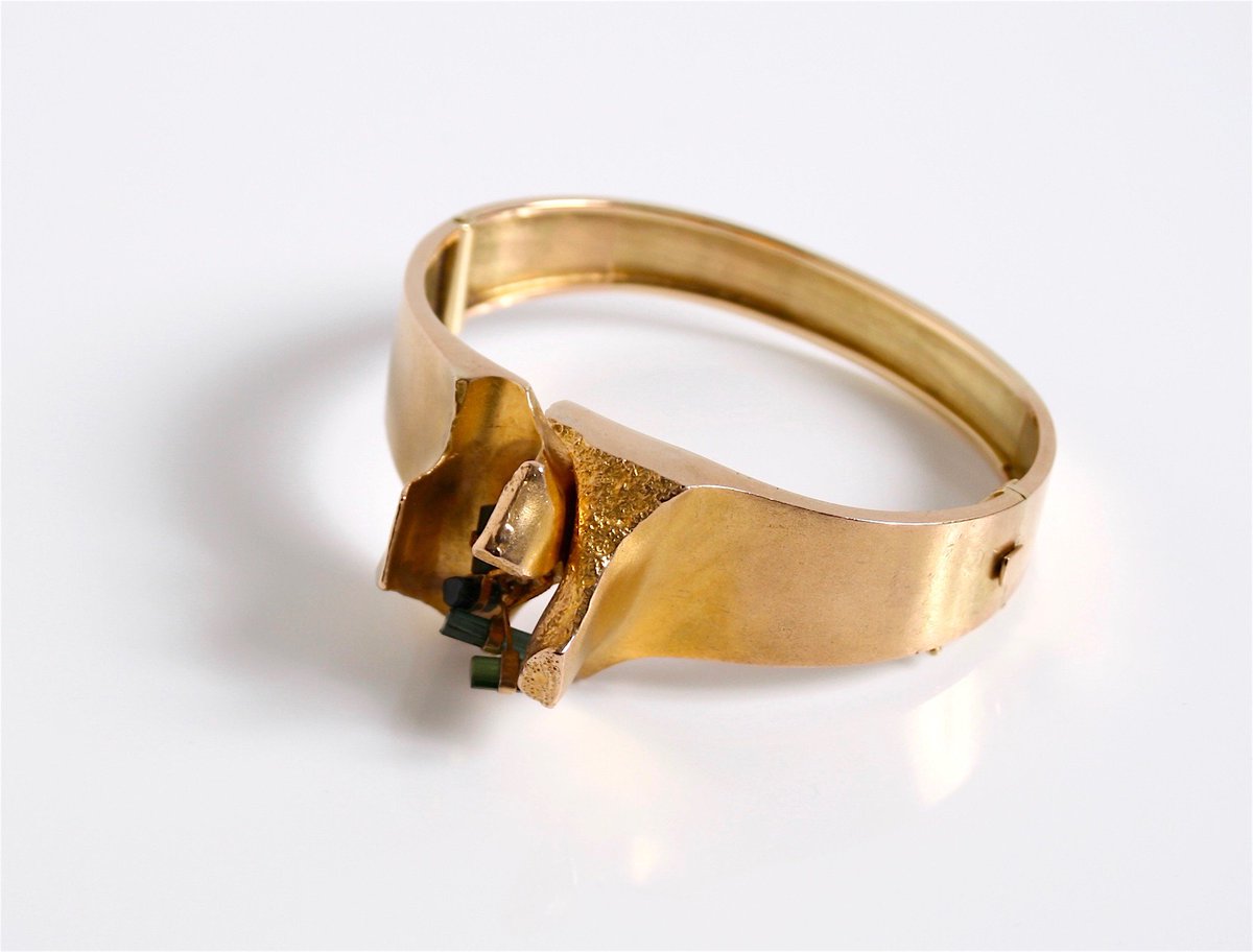 GRASILVER1's tweet photo. We are pleased to announce that we will be showcasing our latest edited collection of Mid-Century Modern Scandinavian Jewellery @modernshows East 20th May 2018 for more details click here https://t.co/12zC7XBg8g https://t.co/q7VYnPbXhJ