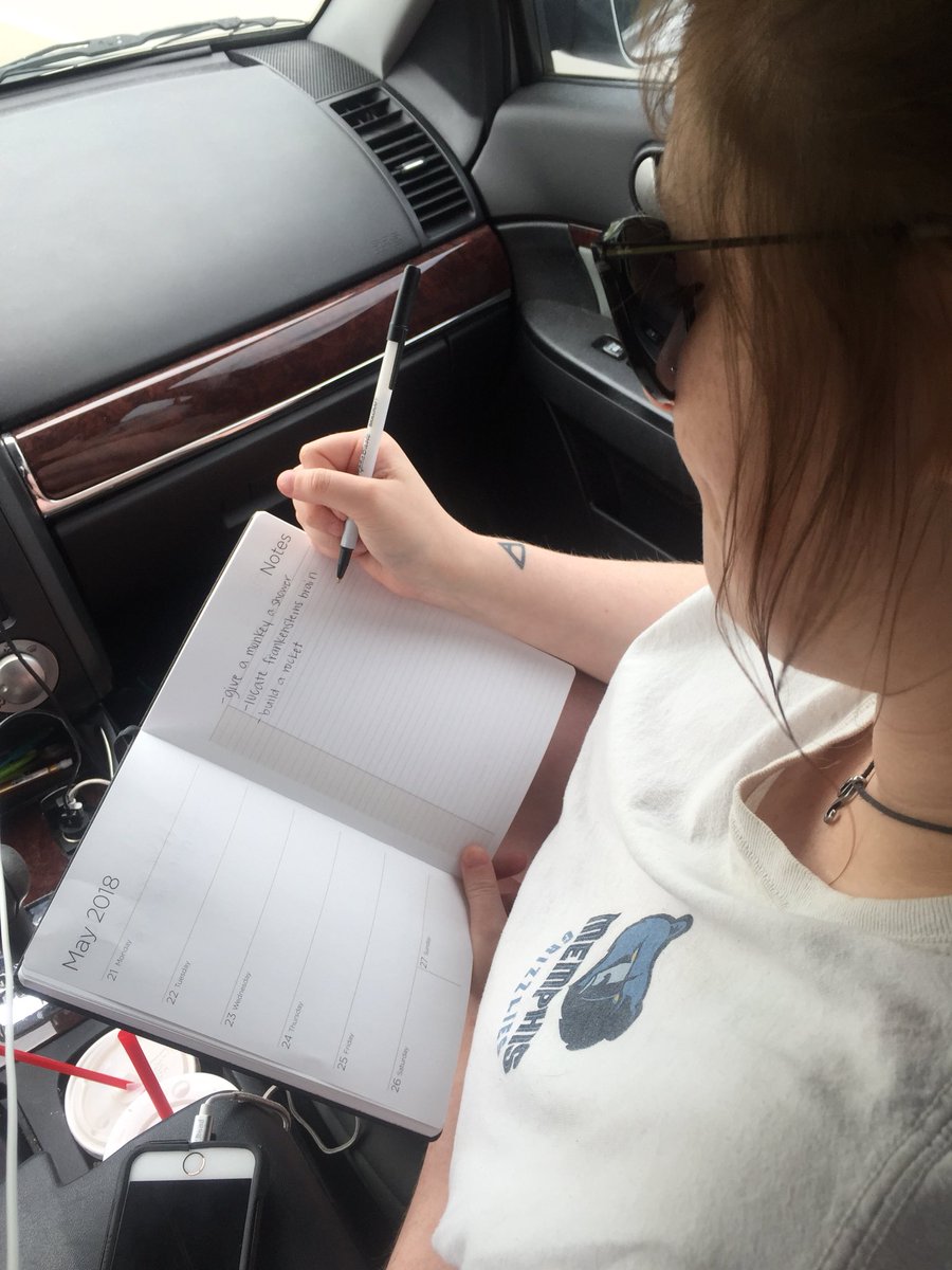 mollydison's tweet photo. @AlexisMKelly ‘s summer to-do list 🧐🤔 https://t.co/WQ0pBvLsZm