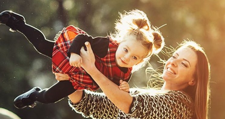 Prncessathletic's tweet photo. Today is the last day to vote for World's Best Mom. They will win a prize package from @DutchBros and @Prncessathletic !!! VOTE NOW! #vote #downtownbend   https://t.co/SQVle9DSdT https://t.co/98rtj840UU