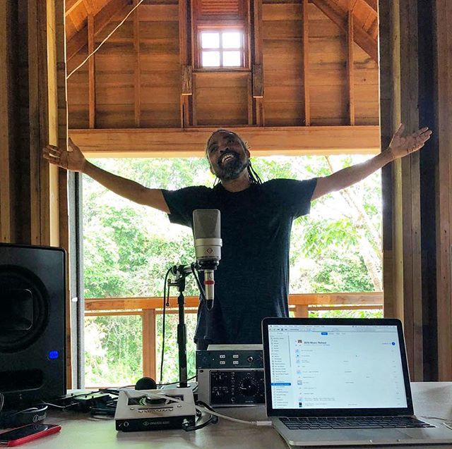 Dear God, May Your spirit overshadow my mind and give me eyes to see.  May I perceive the love I know exists and overlook the rest.  May i rise above the darkness of the world and my mind be bathed in light.  May I be calm and comforted by truth.  In Jes… ift.tt/2IvQ67z