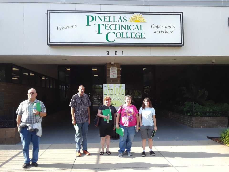 TheVincentHouse's tweet image. Last night,  #VincentHouse visited PTEC to learn about their upcoming fall pastry classes.   #recoverythroughwork