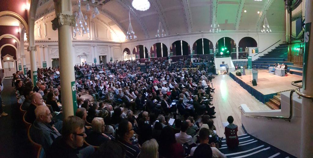 NottinghamCitz's tweet photo. We're underway!!! https://t.co/Vkj8uJWKQh