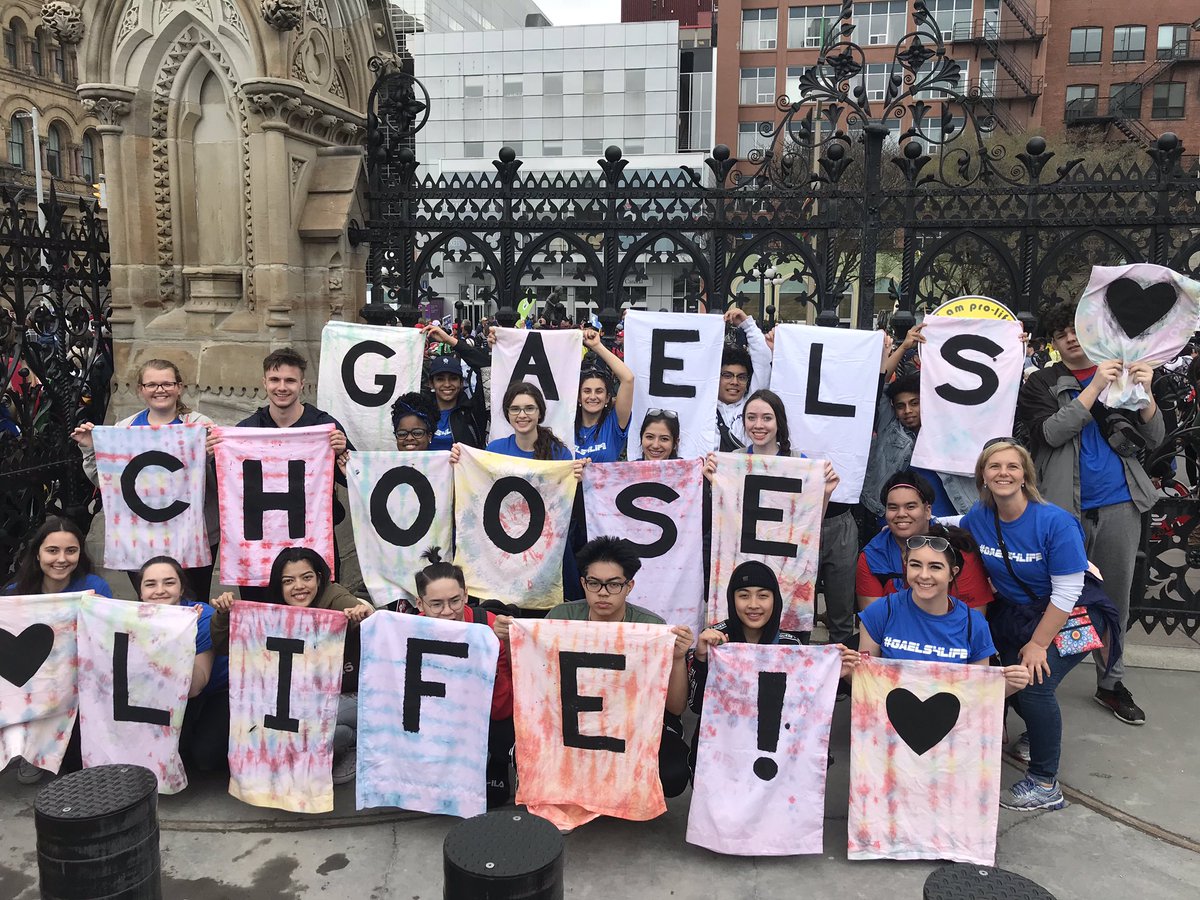 MissMDeLuca's tweet photo. Cathedral Gaels take on the March For Life!!!!! @HWCDSB @CHSTVNEWS https://t.co/eJBEBOHWay