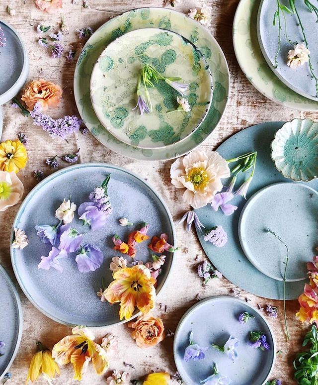 Feeling inspired by creative friends who are fearless with their craft. Amazing <a href="/theark_/">The Ark</a> @sallypineraphoto @lavendersflowers! Who are 3 people you follow, are doing amazing things? I’m always looking for inspiration to follow and share. ift.tt/2I5YATJ