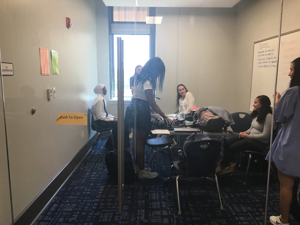 asmithfield's tweet image. Freshmen, freshmen everywhere! #postTNready #somanyprojects #loveit