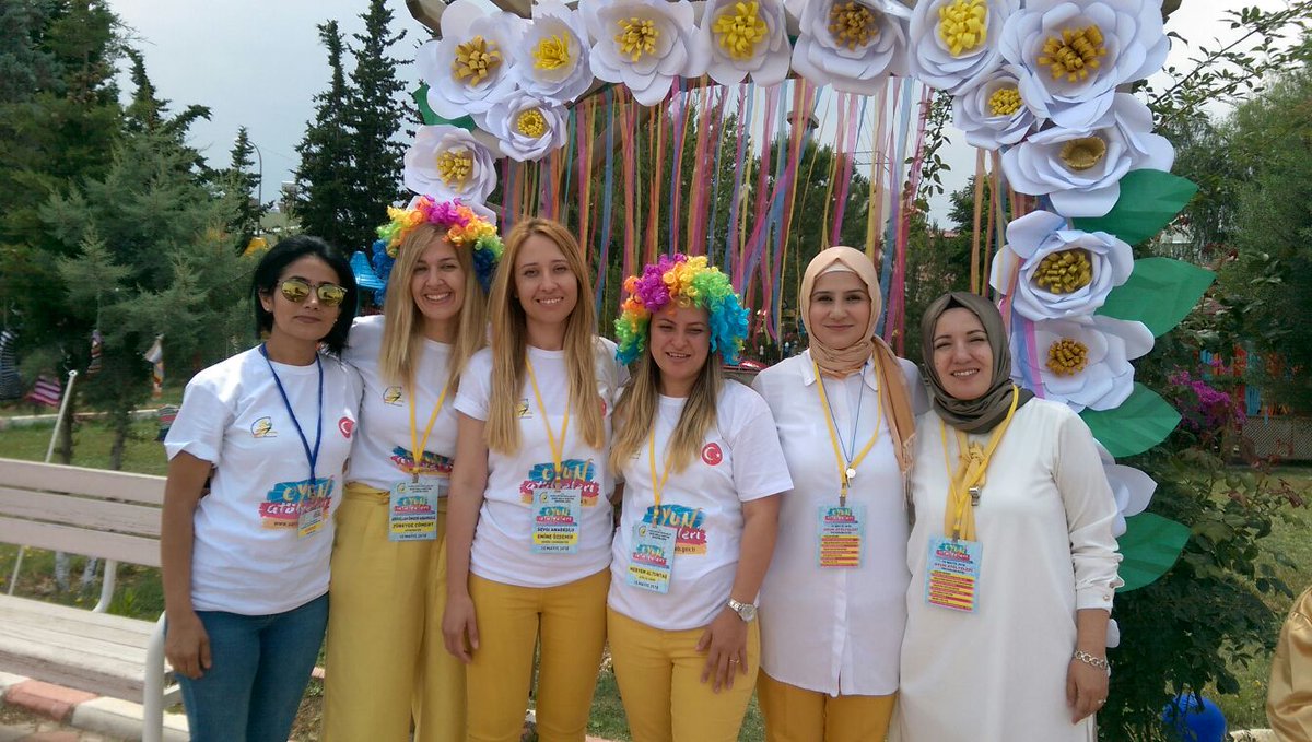 Ayse16601878's tweet photo. #OyunAtölyeleri @hayatikoca1 @Yusuf__Tekin @TCAdanaValiligi @eabilgili @altinsoy45 @turanakpinar @seyhan_celik001 @AdanaMem @tcmeb @trtcocuk @mehmeta53569834 @hayatikoca1 @Eminezd78647086 @zubeydecomert @Sonercatal33 #sarıçam #cocukolsam https://t.co/gRYFSM0MAP