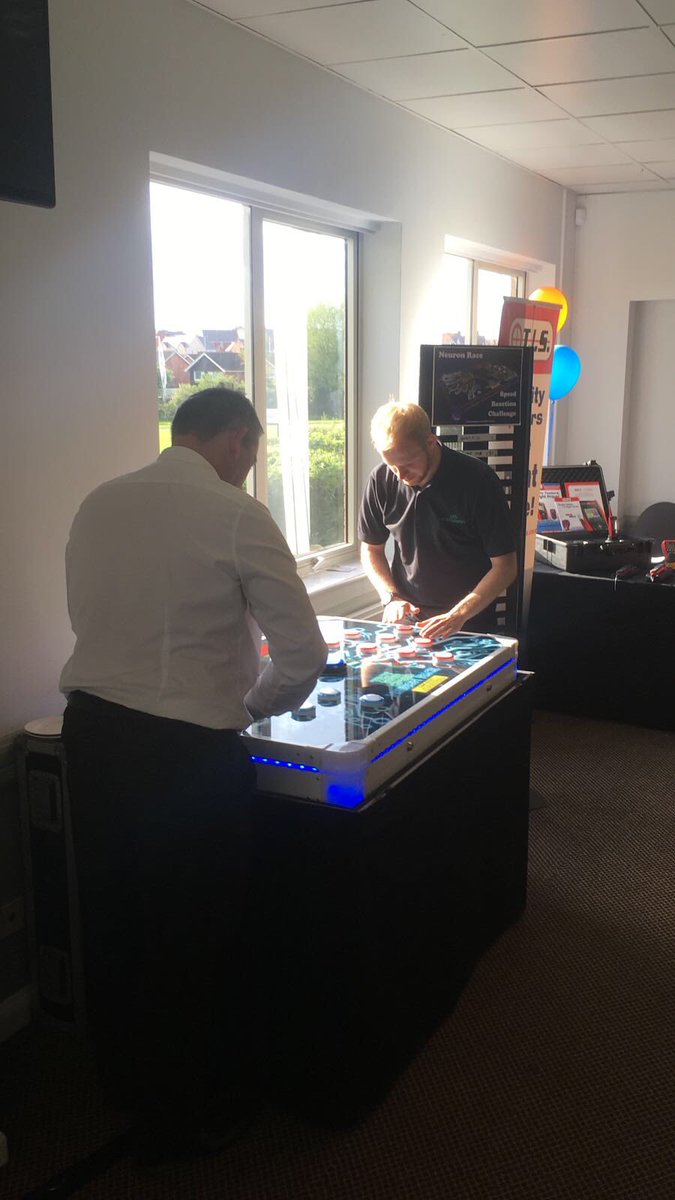 lmsents's tweet photo. Great to be back at #EdmundsonElectrical #TradeShow at @HerefordRaces today with our #RacingSimulators and #NeuronRace! @EDS145 #Exhibition #Entertainment #Event #Events #Expo #TradeStand https://t.co/QV059Wjc3W