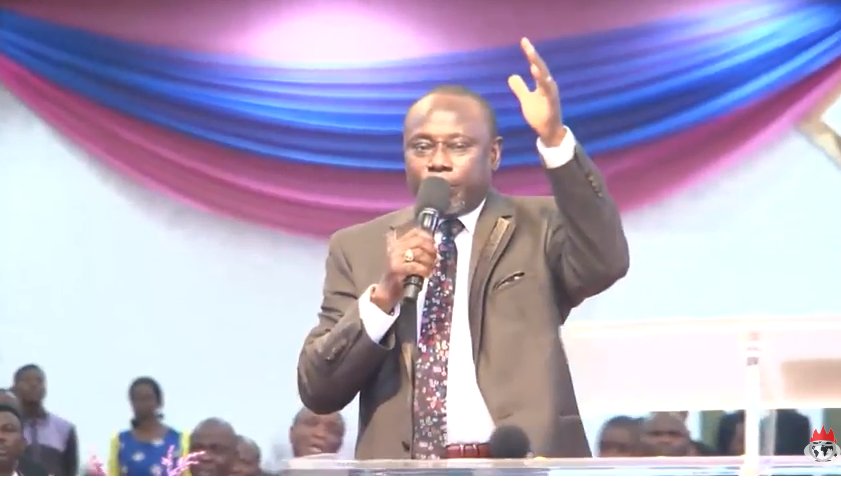 LFCGoshen's tweet photo. Pst. Abraham Ojeme ministering on: Towards the Full delivery of #Operation615 #WeekOfSpiritualEmphasisDay2 https://t.co/omWRhIMMi4