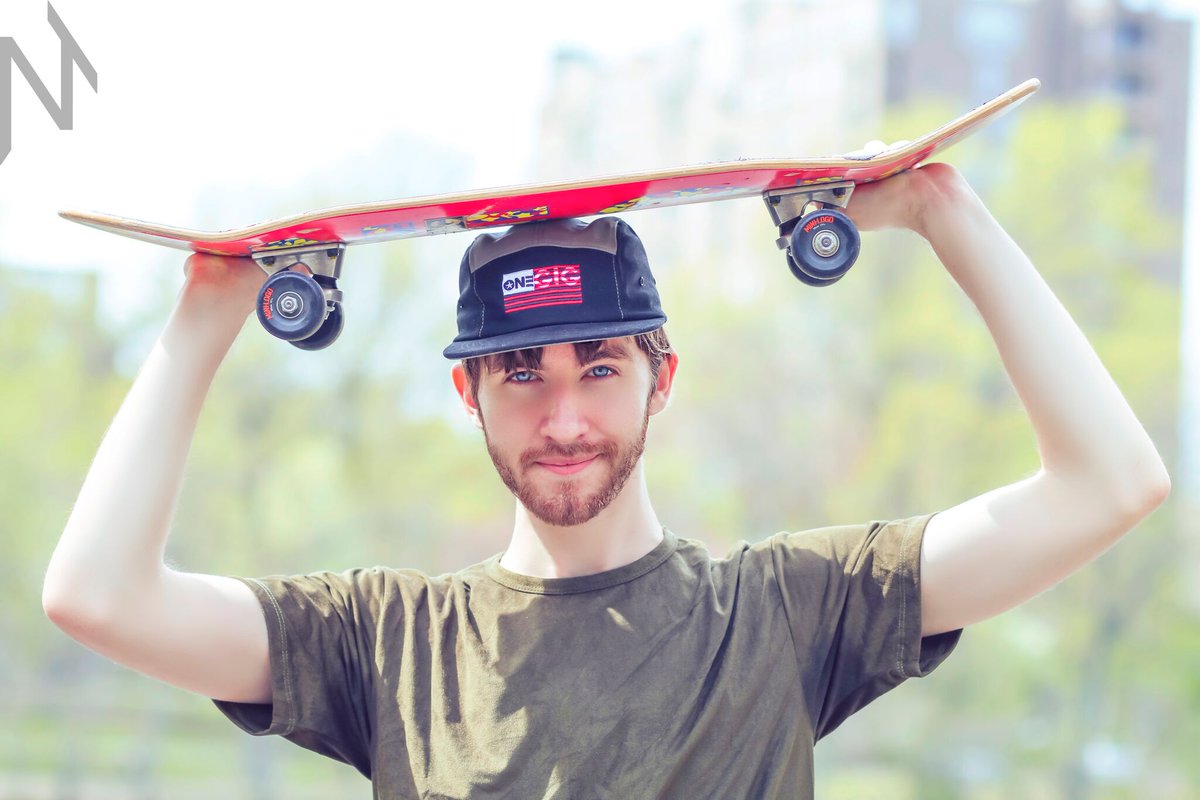 NaturallyjessP's tweet photo. Model: @Sage_Suede
Photography: @NaturallyjessP
Post production: Andre O Gray
Clothing and skateboard: @onegigco https://t.co/ouCgyf3lOz #photography #photooftheday #naturallyjess #naturallyjessphotography #ThursdayThoughts https://t.co/APegN3KawR