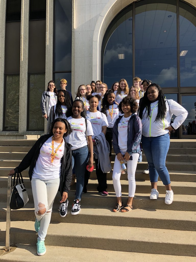 scottpride2400's tweet photo. Check out our Bulldogs at UT for #WISDOM2018!! Women in Science rock!! #TPSproud #BullDogNation #STEM https://t.co/LSnZW38m2U