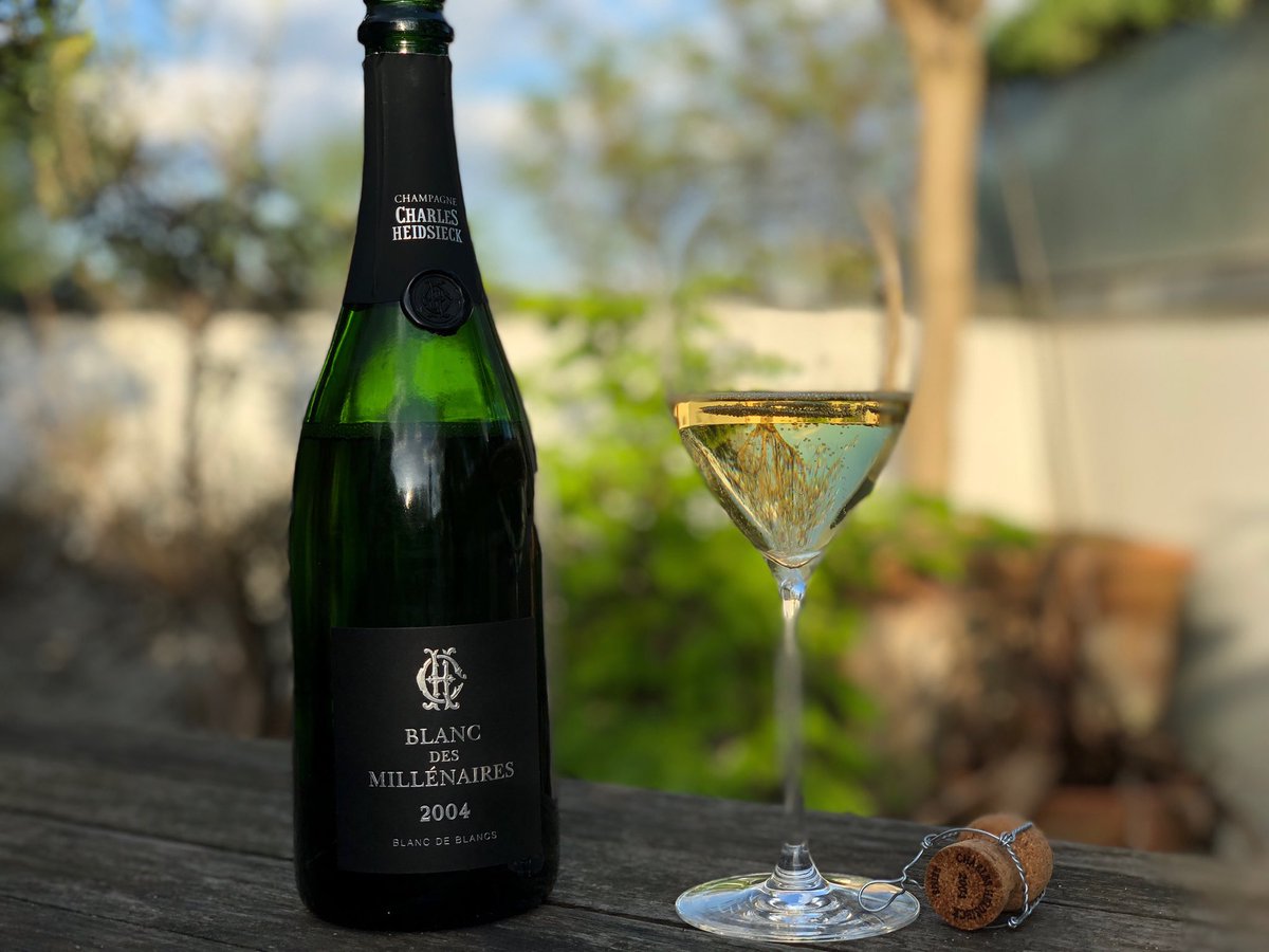 TheFinestBubble's tweet photo. When you are wondering which champagne to drink Blanc de Blancs is great; refreshingly light and more-ish! @CHChampagneUK Blanc des Millenaires 2004 today it is tasting like sunshine! https://t.co/ZTd5Sf5McG