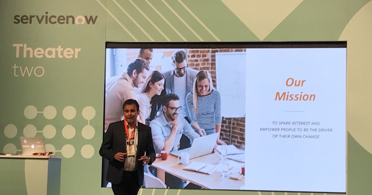 insideboard_tw's tweet photo. "75% of transformation projects fail due to poor, unsustained user adoption... Spark interest and empower people to be the driver of their own change to make your @servicenow project a success" @insideboard_tw CEO @Mbentolila @ #Know18 #EmployeeEngagement #EmployeeExperience https://t.co/maihS11vvm