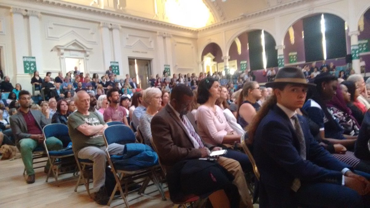 AlisonGardner12's tweet photo. Tonight 750 plus #nottinghamcitz activists heard about slavery and what we could do to help end it. Seeing the whole room agree enthusiastically that they want to see Nottingham slavery-free was incredibly powerful. #slaveryfreenotts https://t.co/5mcEWPQV1A https://t.co/ngbr0Etw66