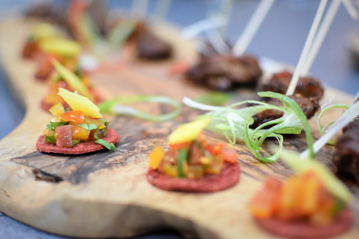 silkbowevents's tweet photo. Spills &amp; thrills .   Gin Cart #BayLeavesLarder #chefgary's legendary canapes, chance to take home a performance car if you can guess who the STIG is!  Tickets online until 15th May at https://t.co/R6Regrf0ld.  #HendyStore, Eastleigh Thursday 17 May 2018  6 to 9 pm  DON'T MISS IT https://t.co/mzzljTs5WK