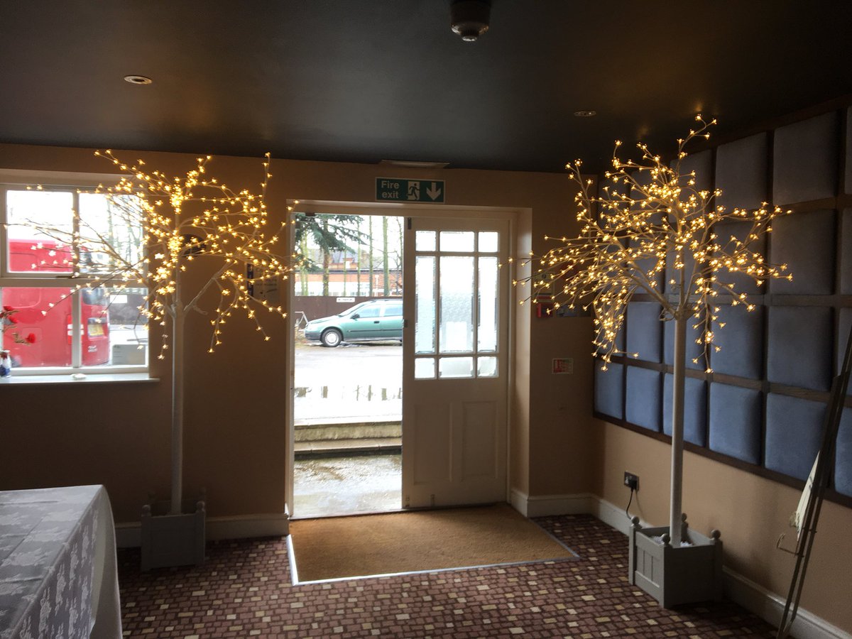 HartDisplayHire's tweet photo. #glenmorehouse with our #ledtrees #postbox and #loveletters https://t.co/khtxq5oEkw