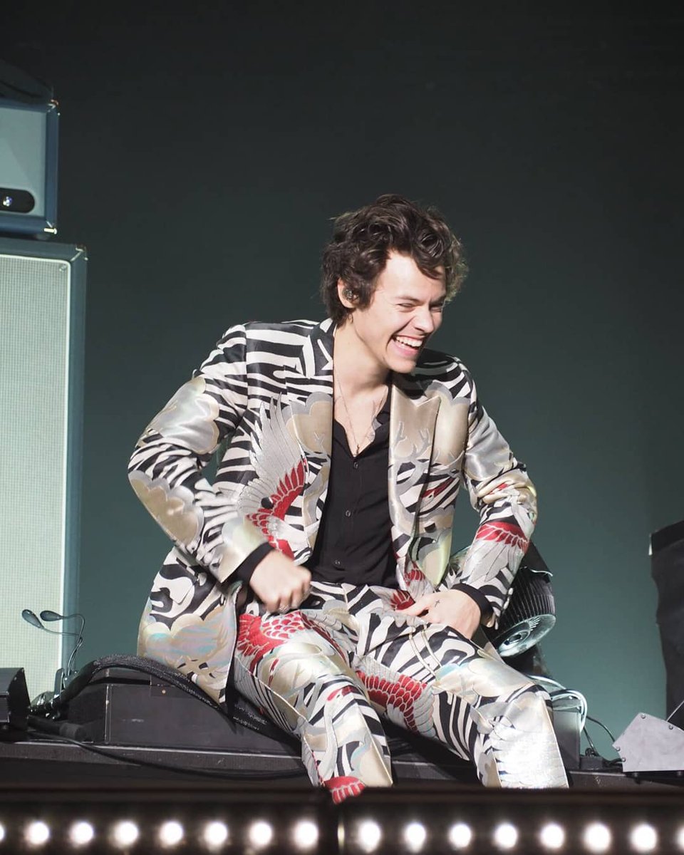 Syndrome_Harry's tweet photo. È un bambino.
GUARDATELO, COME SI FA A NON AMARE? https://t.co/Ghk6nL73P1