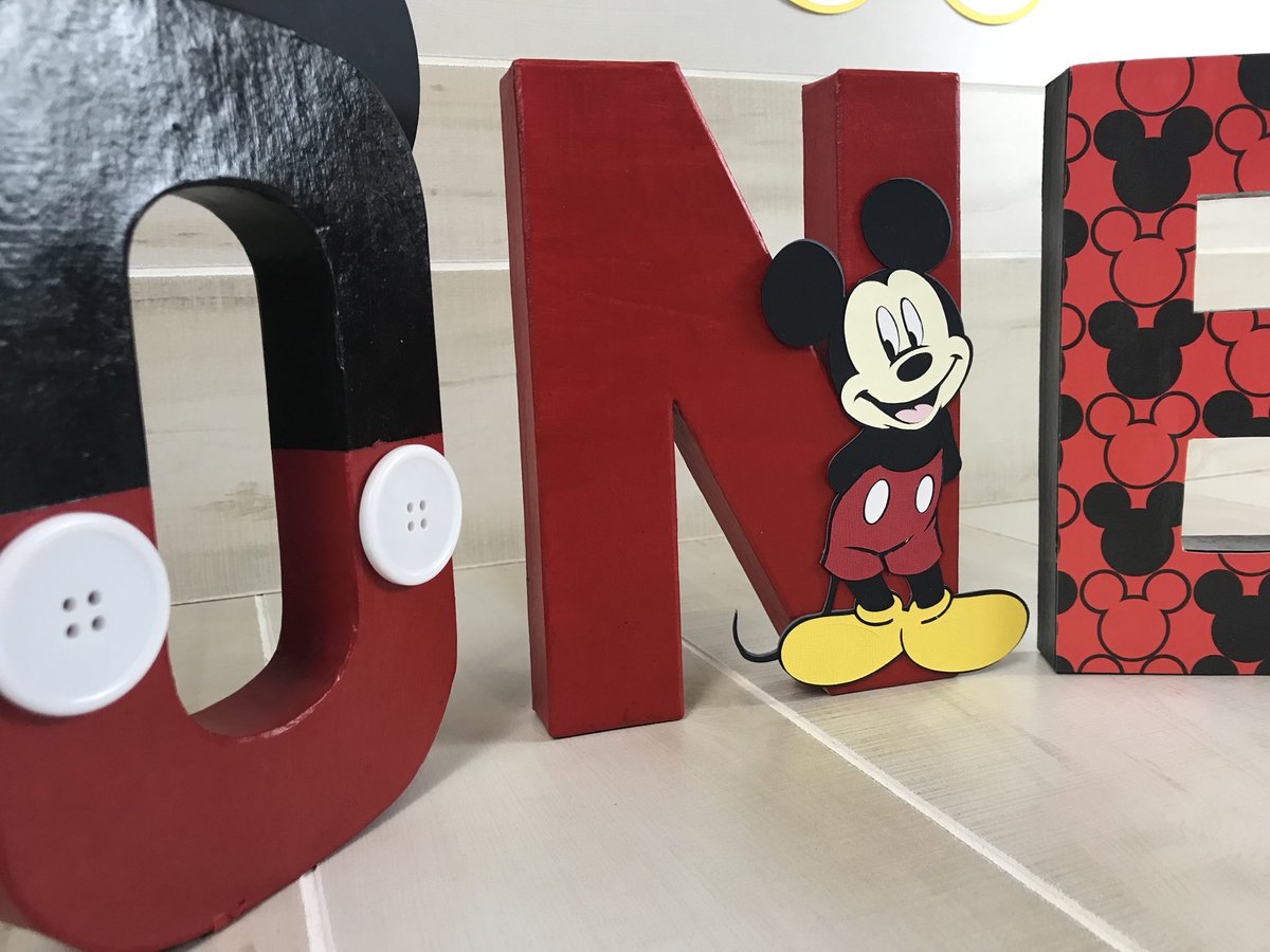 woodsidecraftco's tweet photo. Package deals are available! Buying two items or more gets you a discount! Who doesn’t love saving money!!!! #MickeyMouse #RetweeetPlease #letscollab #followme #discount #shopsmall #shopetsy #visitmyshop #craftymama https://t.co/mD0WHyDDl5 https://t.co/rMBu02C6RE
