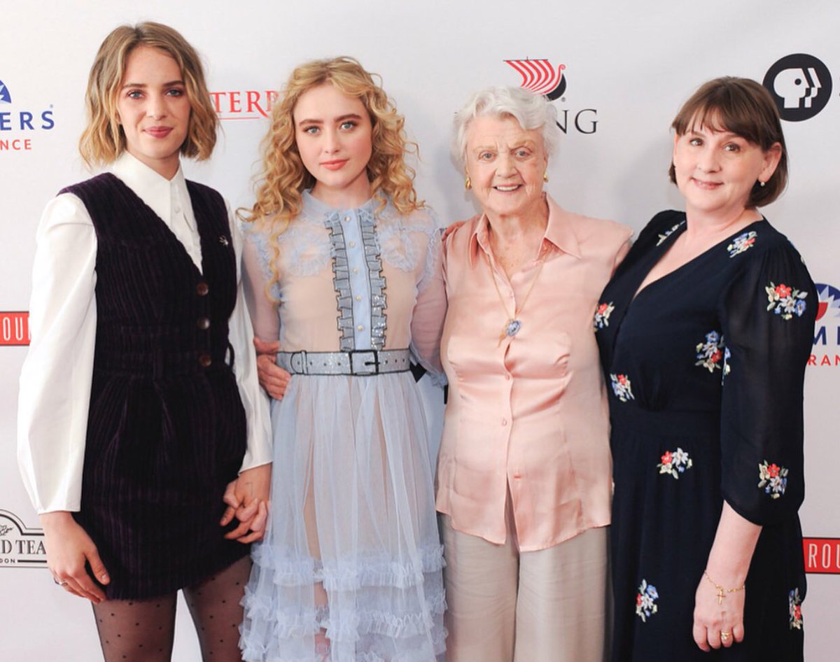 kathrynnewton's tweet photo. #emmys For Your Consideration Screening #LittleWomenPBS watch it on @masterpiecepbs this Mother’s Day! #amymarch #jomarch #auntmarch https://t.co/NBH1si9AC3