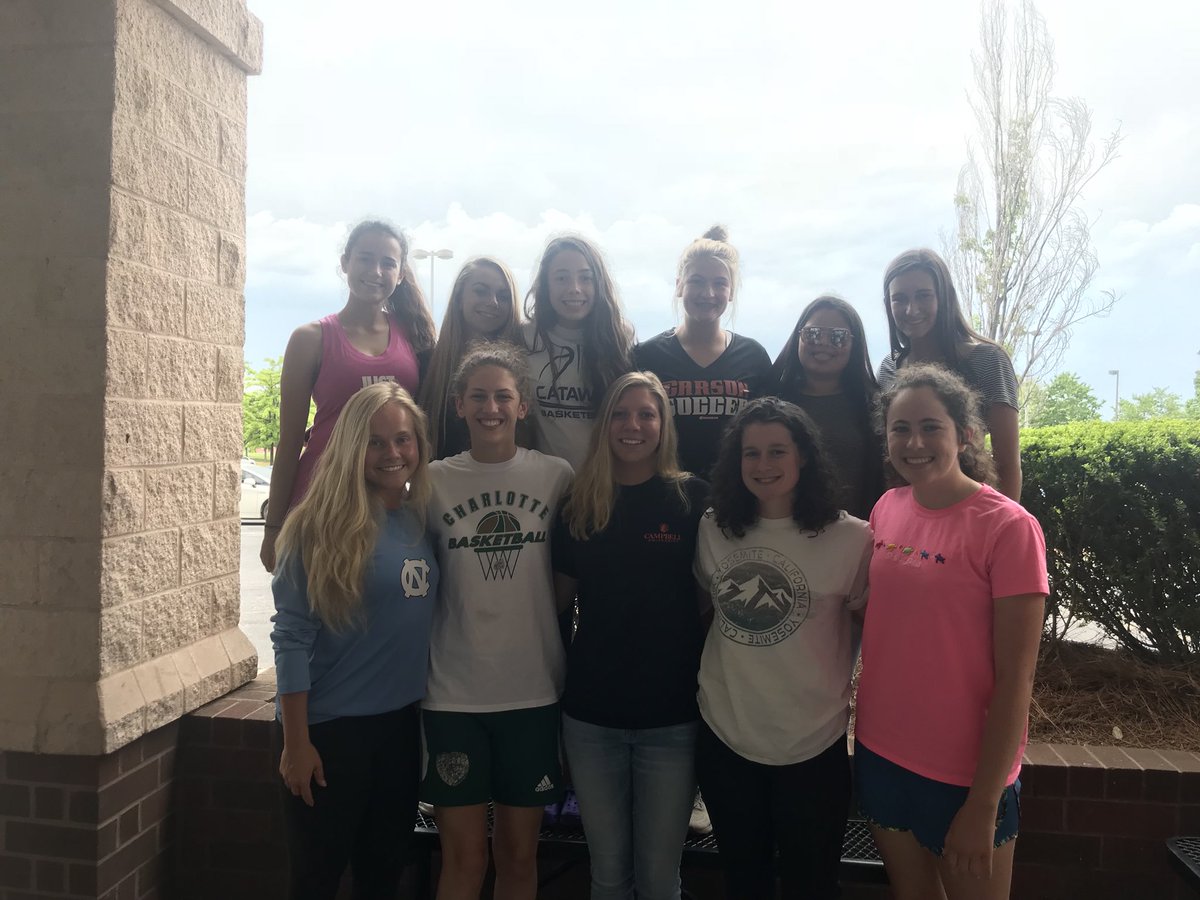 Carson_Cougars's tweet photo. Thank you @cssalisburync for all of the ice cream, and support that you have given our team these past four years! https://t.co/iTenihvQpG