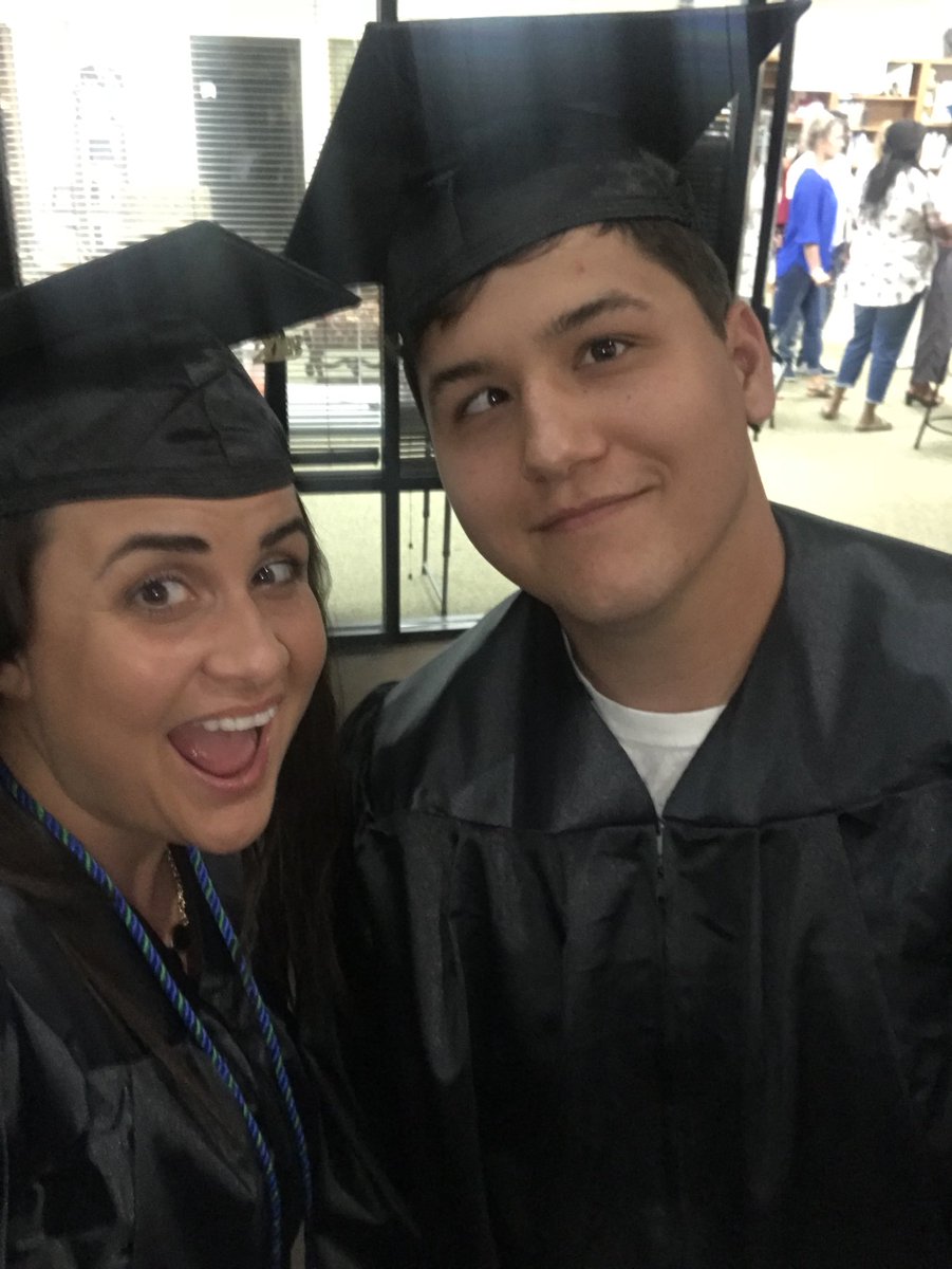 nursefenton's tweet photo. #tc18grad https://t.co/tJnW8iGdYE