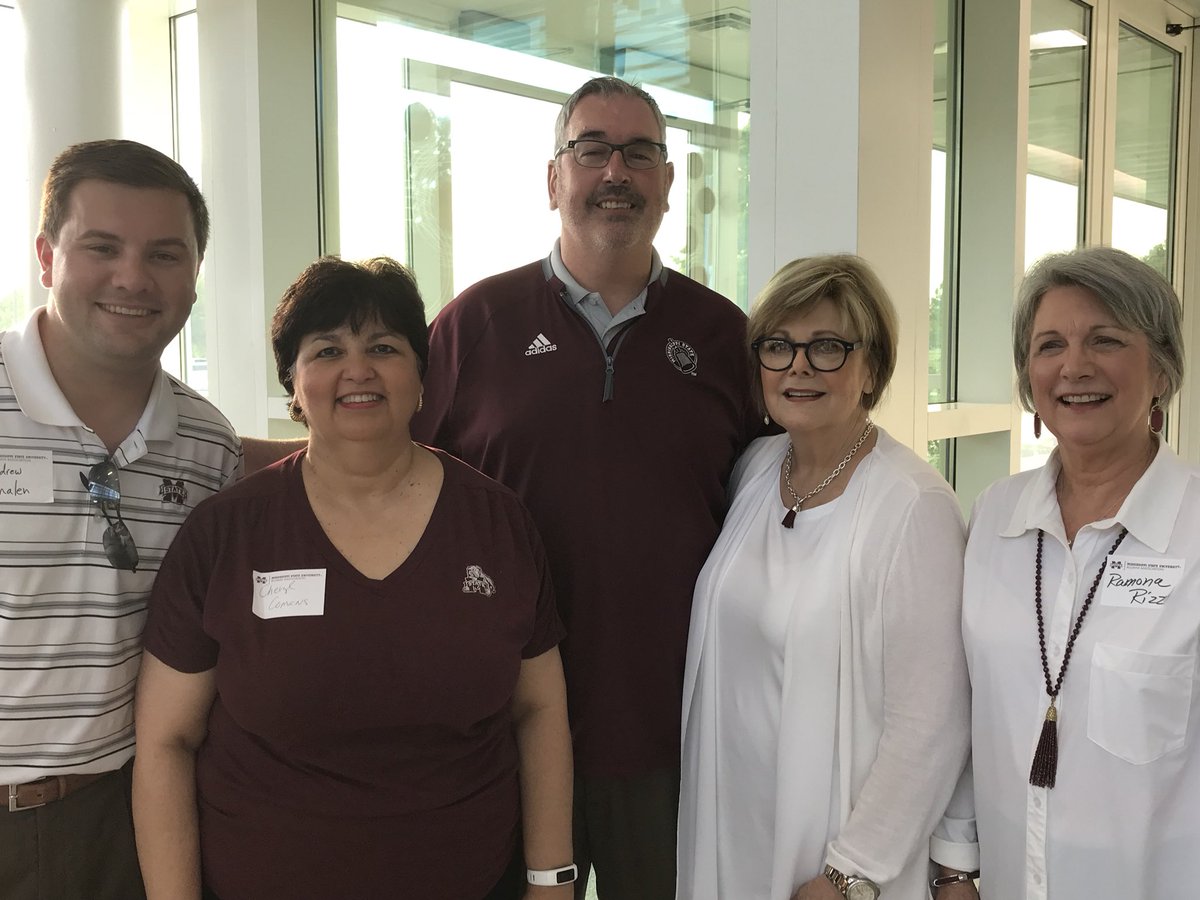 MSStateAlumni's tweet photo. Thanks to the Bulldog leadership in the Bolivar County #MsStateAlumni Chapter for hosting the #RoadDawgs2018 stop in Cleveland, MS! #MoorCowbell #HaiIState #WeRingTrue https://t.co/kKQwsWqMgF