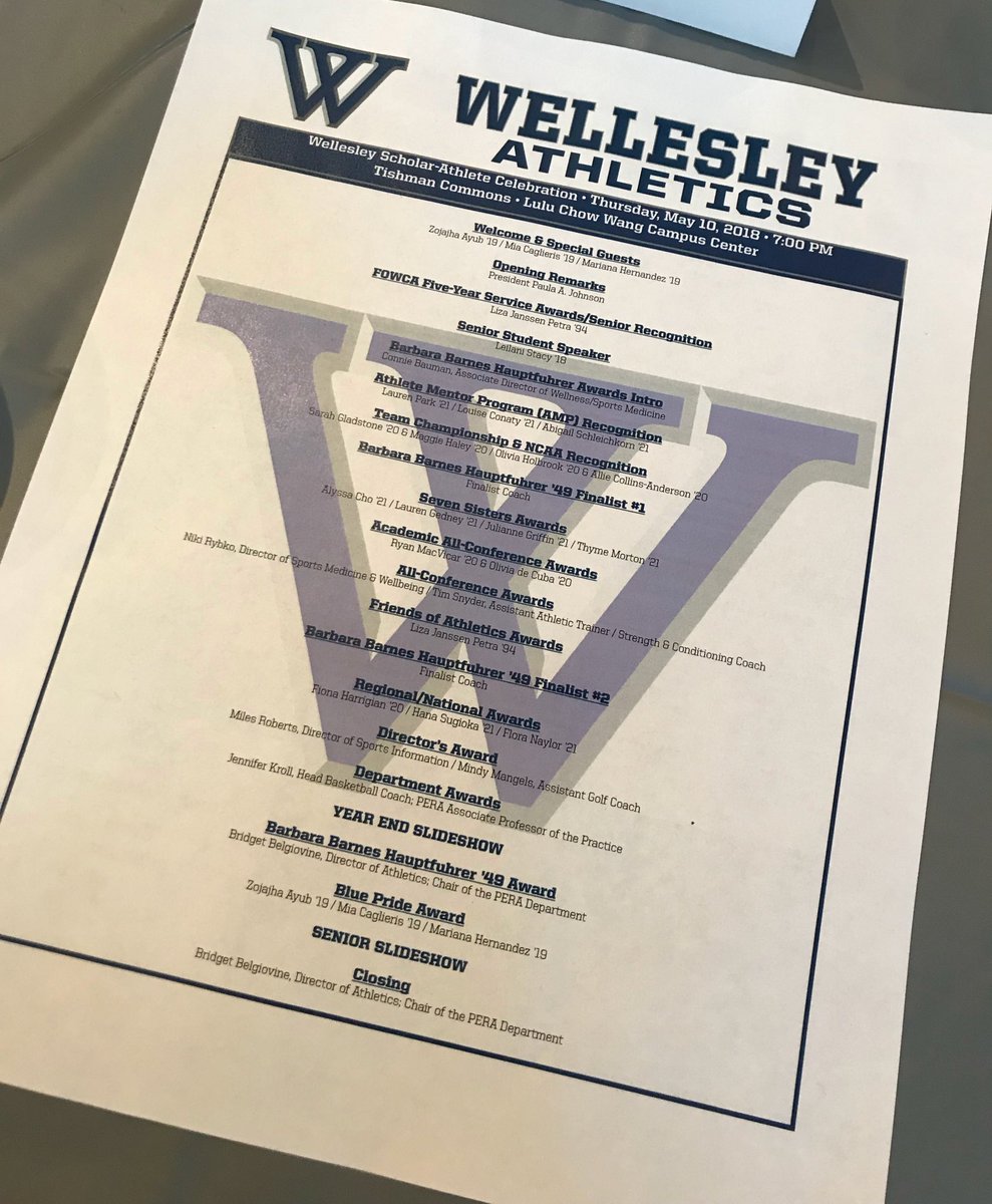 ccruzvergara's tweet photo. So proud of this girl 💙 thank you for reminding us what’s important “In life, you always need a team. A community...” #family @LeilaniStacy @Wellesley @Wellesley_AD @WellesleyBlue https://t.co/VV1MIE7be4
