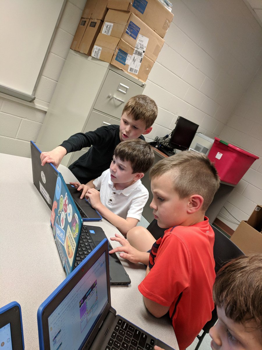 nicolalapoint72's tweet photo. I had the pleasure of working w these adorable 1st graders at Daniel Island School as they used #communication, #collaboration, & #criticalthinking to create an end of the year memory slide with @googleslides.
#BCSDTechICM #BCSDTechTeam #TeachSC @DISLibrarian https://t.co/BVU9lx5uaS