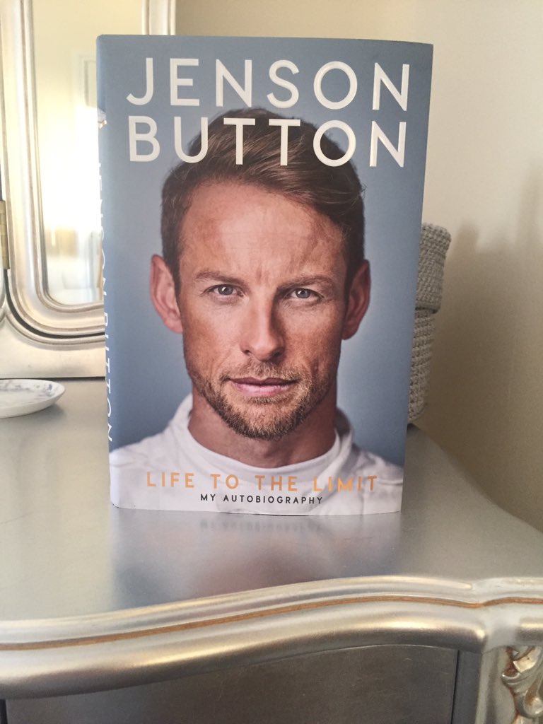 IcloudTanya's tweet photo. @JensonButton BEST BIRTHDAY PRESENT EVER 🎂 🎉 📚 🚗 🏁 https://t.co/KxgUxFClI3