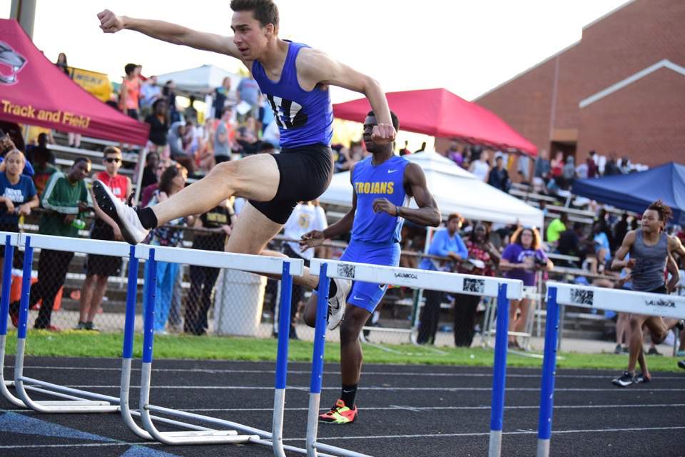 Elias Boussouf @eliasb24 of <a href="/BlakeAthletics/">Blake Athletics</a> swept the hurdles at #MocoChamps taking 110 hurdles in 15.23 and 300 hurdles in 38.92! Watch both of his county titles below!
110H Video: md.milesplit.com/videos/287287
300H Video: md.milesplit.com/videos/287441