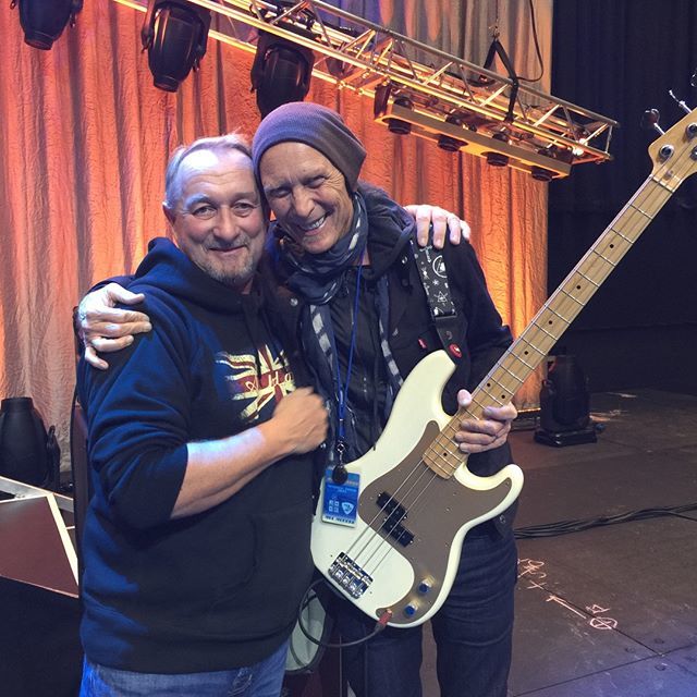 ashdownmusic's tweet photo. Ashdown Founder and MD, Mark Gooday with Michael Rhodes – long standing Ashdown artist and close friend. Cheers Michael. #ashdown #ashdownamps #bassamp #bassplayer #realbandsrealamps #musician #amplifier#michaelrhodes #pbass #precisionbass #fender #markg… https://t.co/5ydyh3xRdH https://t.co/QnoD4PlNuW