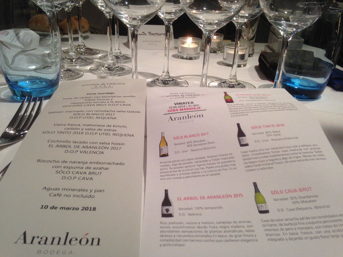 lluisbertomeu's tweet photo. Una estupenda edición más de las cenas #maridaje de @astoriafriends, esta vez con @aranleonbodega de protagonista y @VBoluda de partenaire #VinoValenciano https://t.co/gPaFJVKHSe