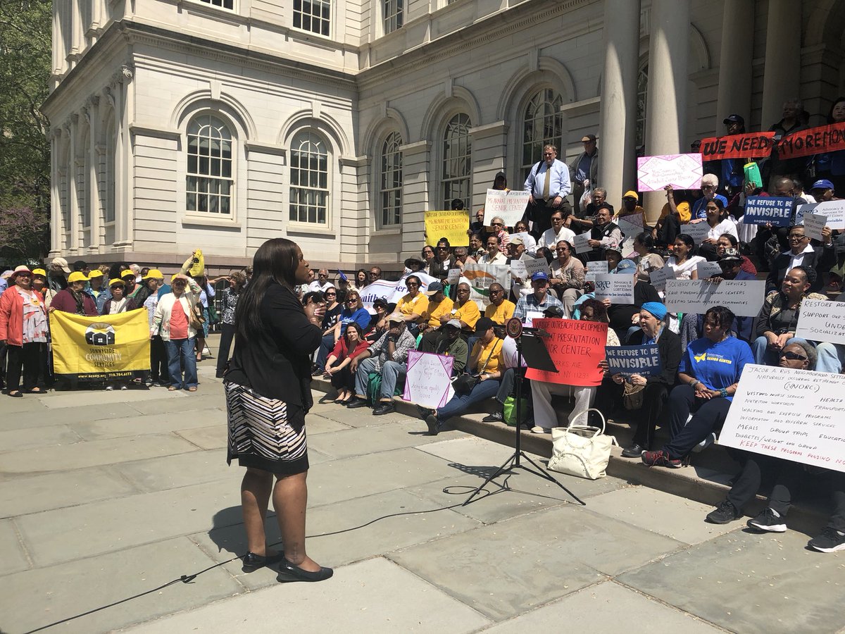BPGibson2025's tweet photo. #AgingAdvocacy Day at #CityHall @NYCCouncil meeting with our seniors on important budget priorities in this year’s #FY2019 budget.  Proud to see our seniors from Hope of Israel join us from the #Bronx #YearOfTheSenior Thanks to @CM_MargaretChin &amp; @liveonny for their leadership! https://t.co/OzJmARDtDh