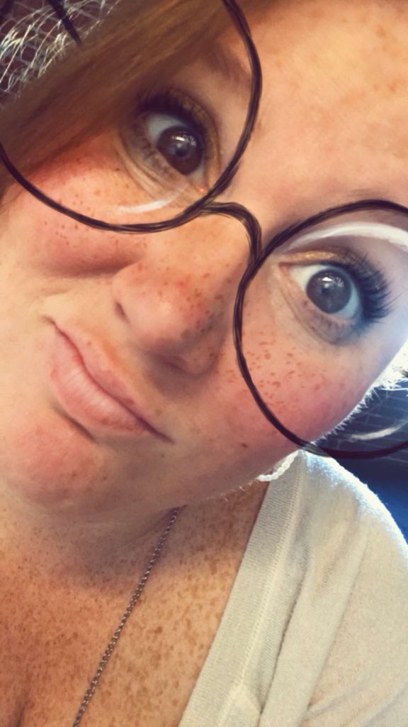 solskyn's tweet photo. Random selfies. #selfie #usingtwitteragain https://t.co/tjUfYwrFcF