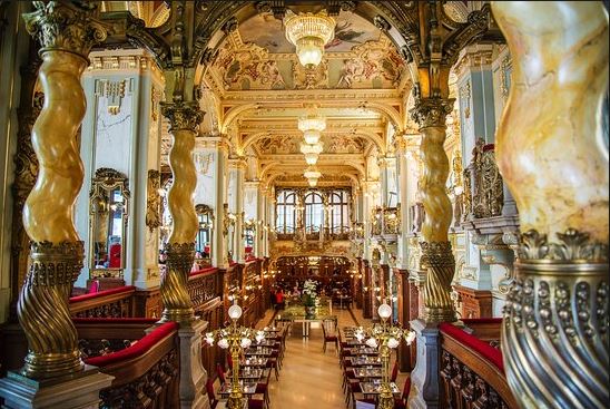 KiplingAlan's tweet photo. @autographhotels #MembersGetIt #Rewardpoints My Favourite Autograph hotel is in Budapest https://t.co/9H0dSclHzZ