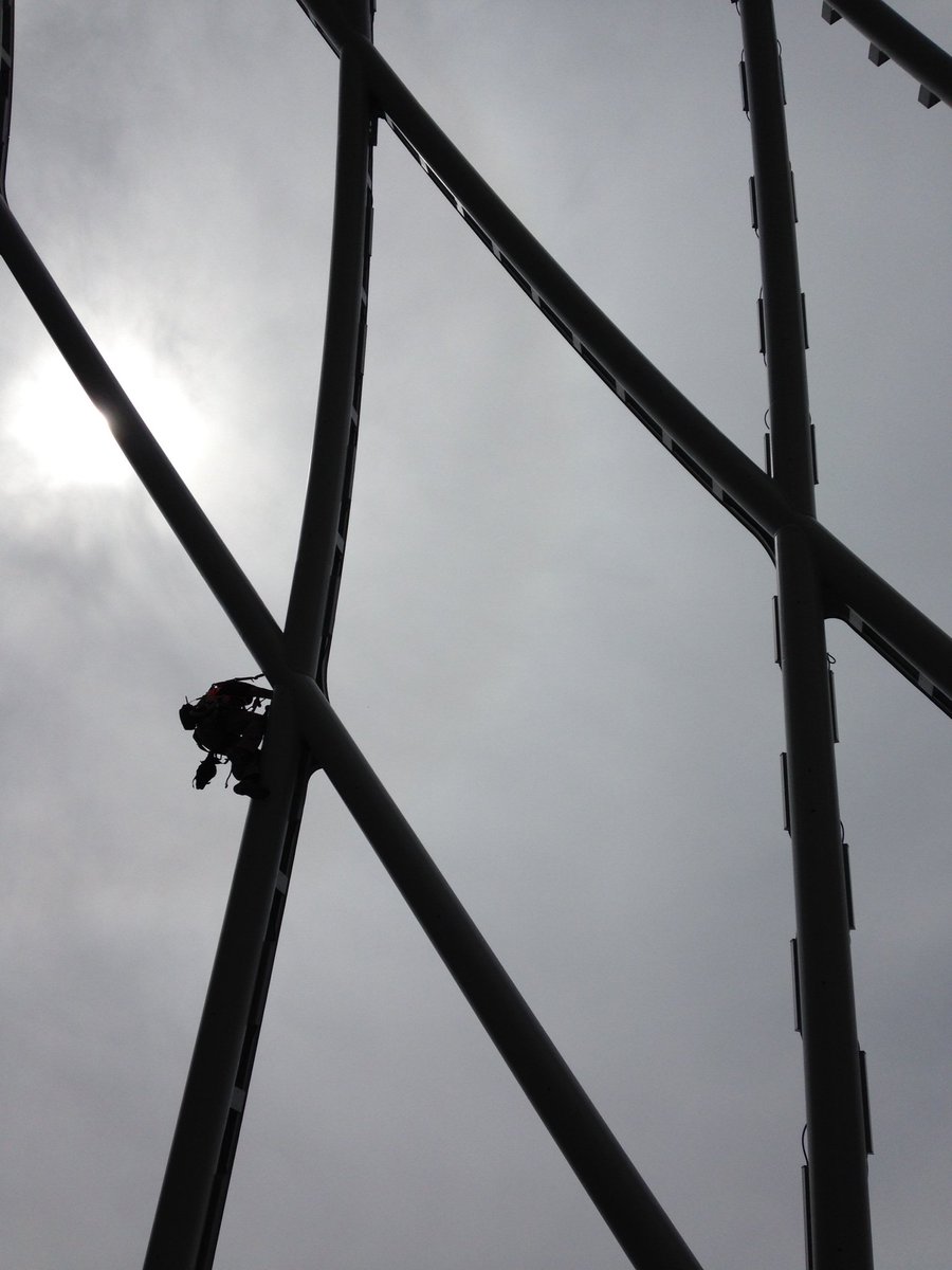 southernatech's tweet photo. Throw back Thursday to the blending of two worlds, structural steel climbing and rope access techniques. #southernatech #ropeaccess #artic https://t.co/qqpbLH2pdN